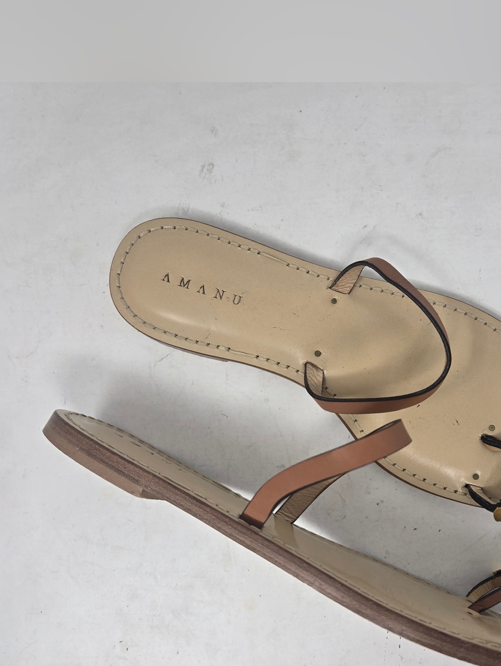AMANU Kibra Tan Leather Toe Ring Strappy Sandals Women's Size 40EU